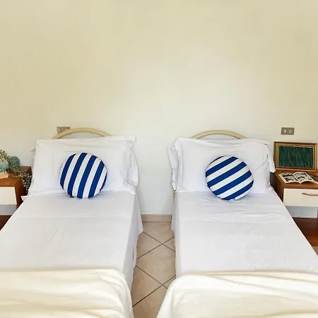 Apartment Holihome Nepa 1 *